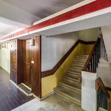 Whome Study & Surf 1-bed By & Nova Sbe * Carcavelos (Lisbon)