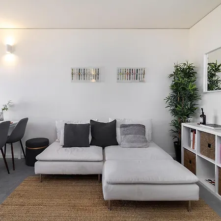 Apartment Whome Study & Surf Carcavelos 1-bed By & Nova Sbe *