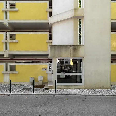 Whome Study & Surf Carcavelos 1-bed By & Nova Sbe Apartment *