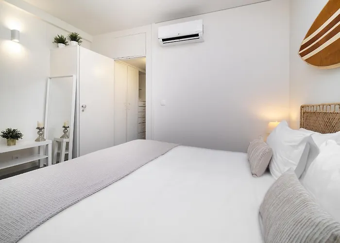 Whome Study & Surf 1-bed By & Nova Sbe *